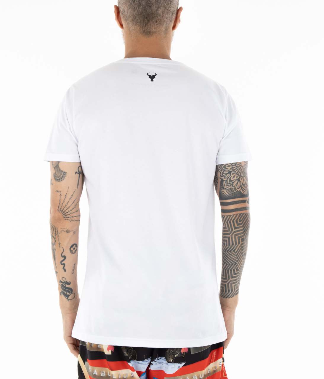 T-shirt Toro Branca Essentials