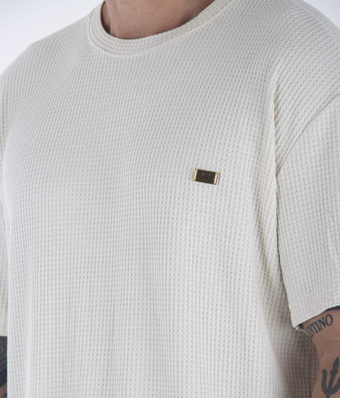 T-shirt Toro Over Volare Areia em Viscose