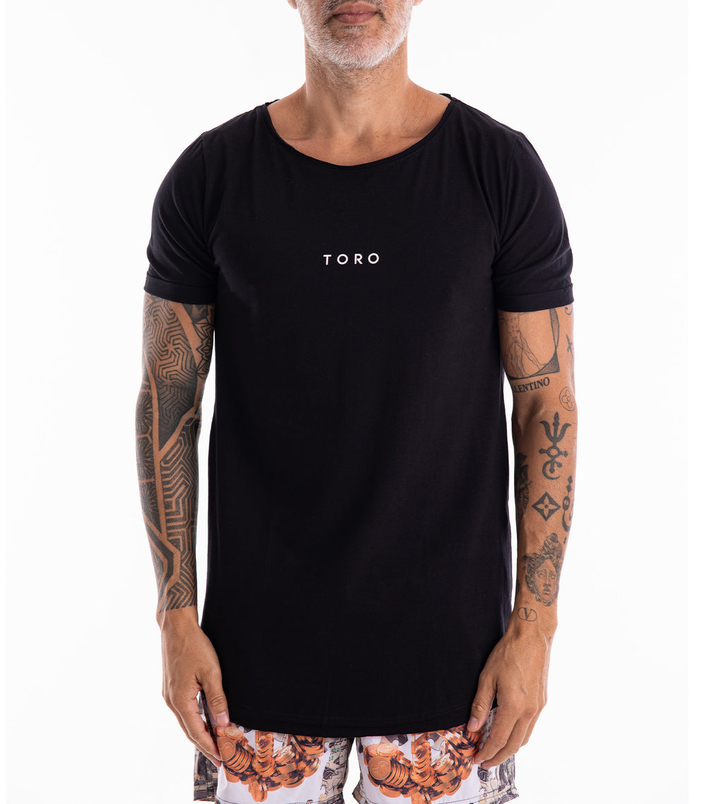 T-Shirt Toro Longline Preto