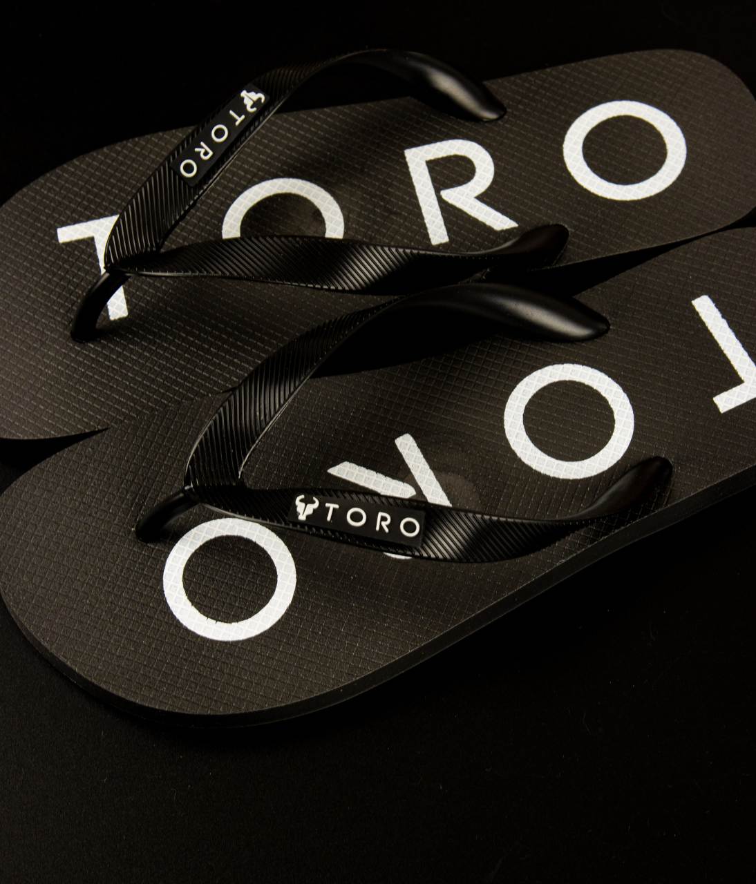 Chinelo Toro Escrita