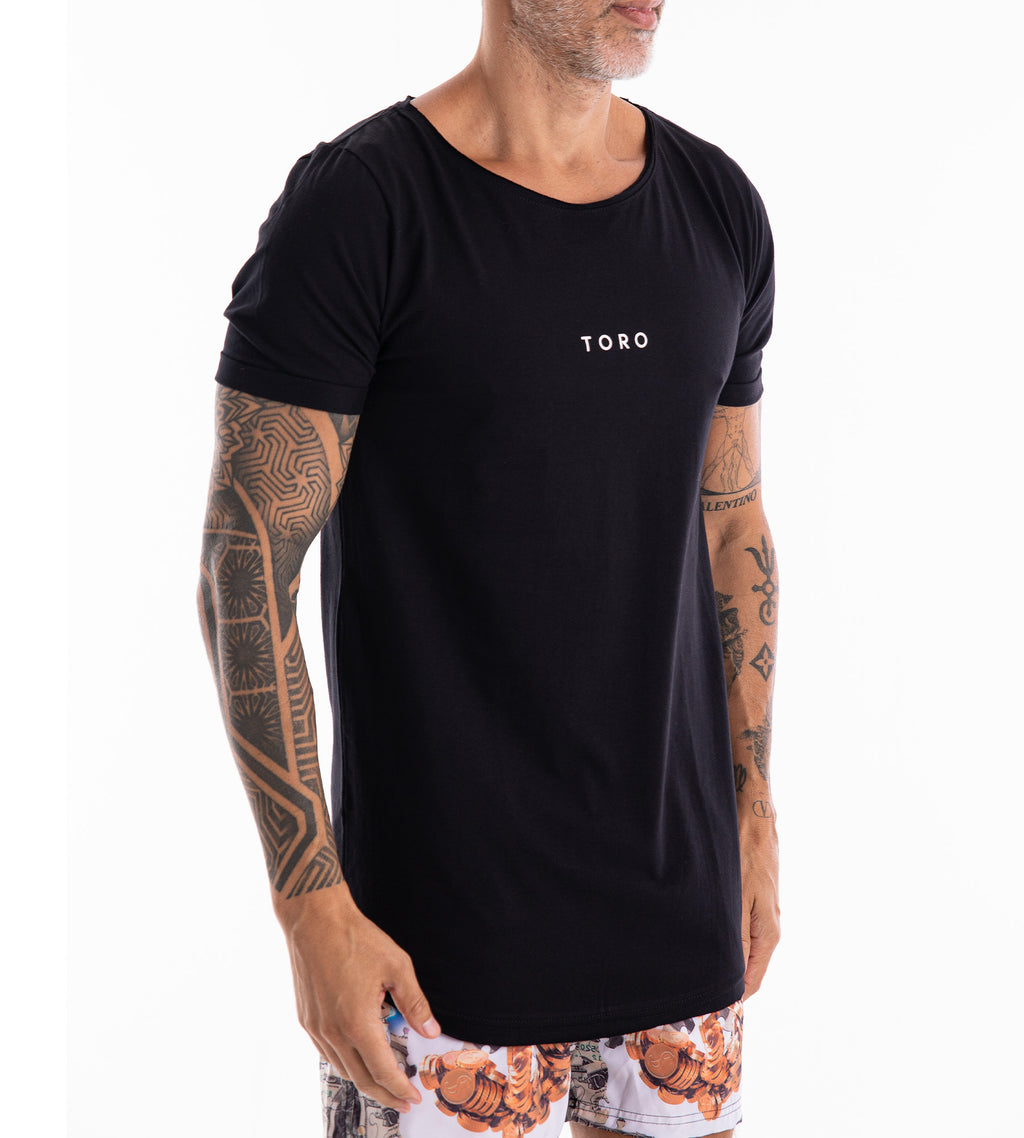 T-Shirt Toro Longline Preto