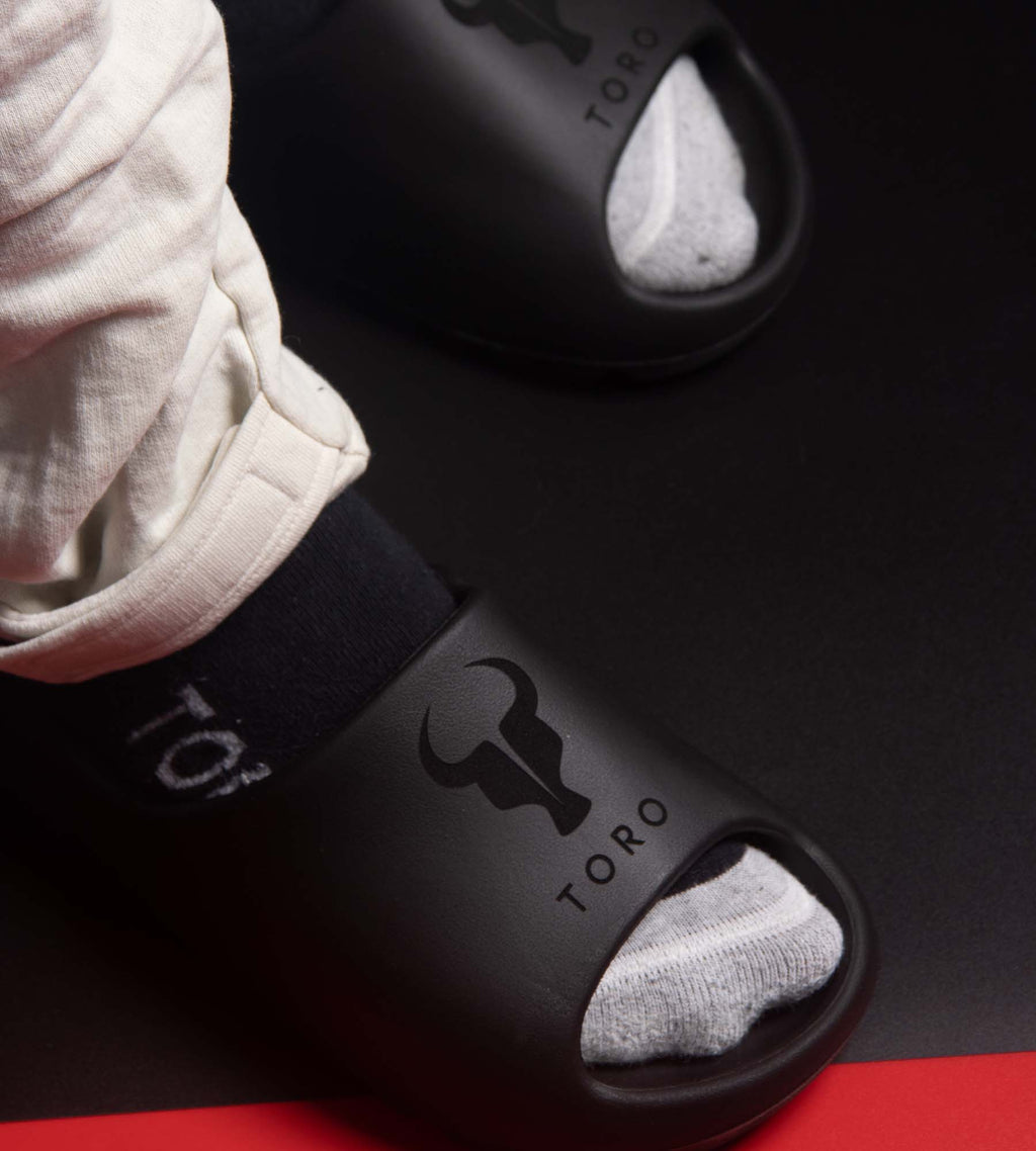 Chinelo Slide Toro NUVEM UNISSEX DARK