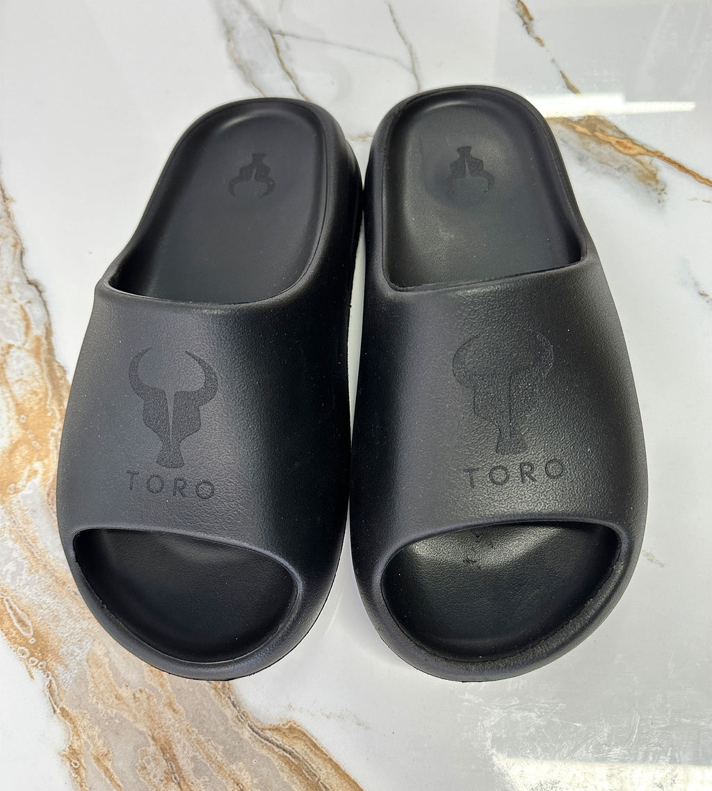 Chinelo Slide Toro NUVEM UNISSEX DARK