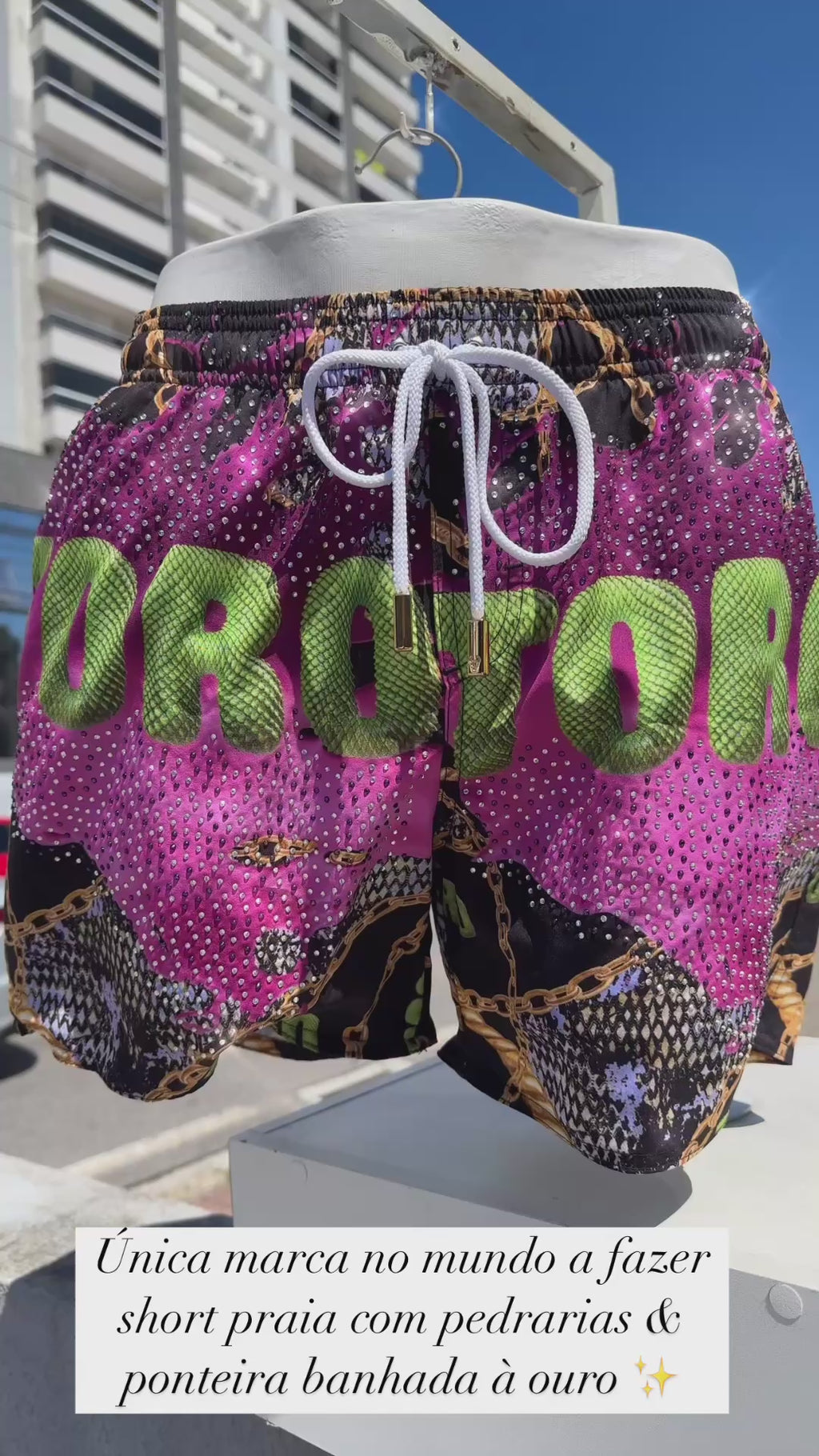 Short Toro Masculino Strass Chainz